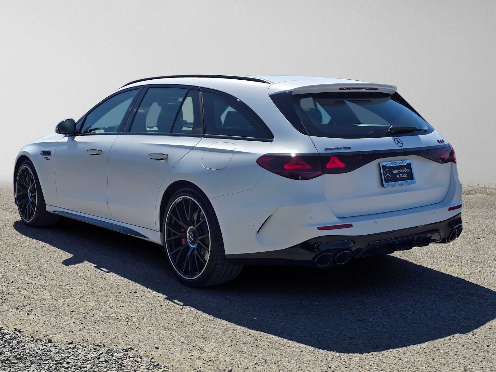 2027 Mercedes-Benz AMG® E 53 Hybrid Wagon