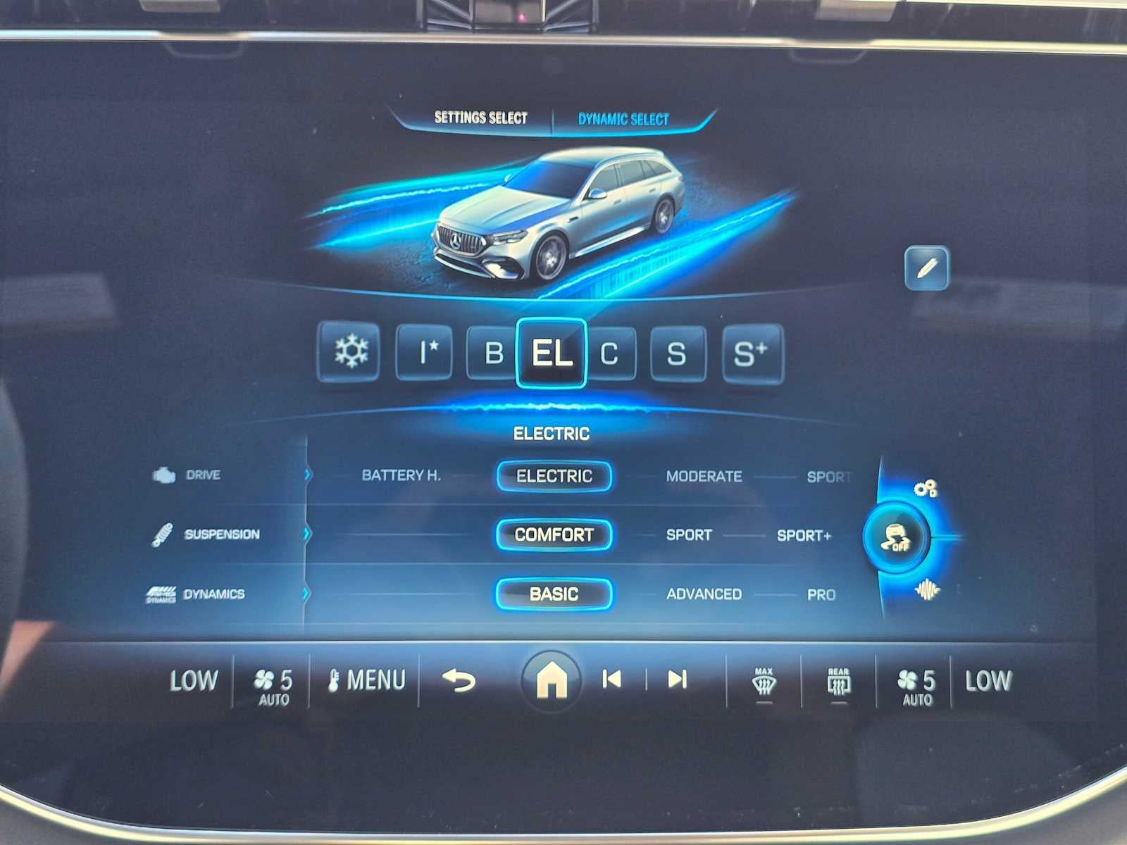 2027 Mercedes-Benz AMG® E 53 Hybrid Wagon