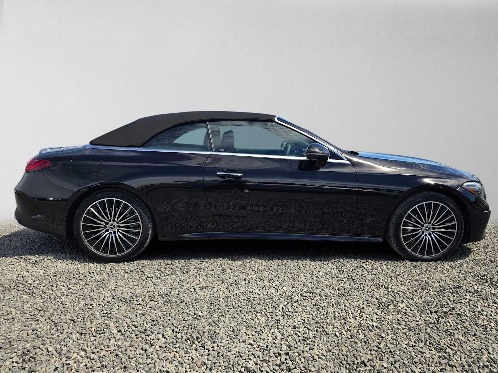 2027 Mercedes-Benz CLE 450 4MATIC® Cabriolet