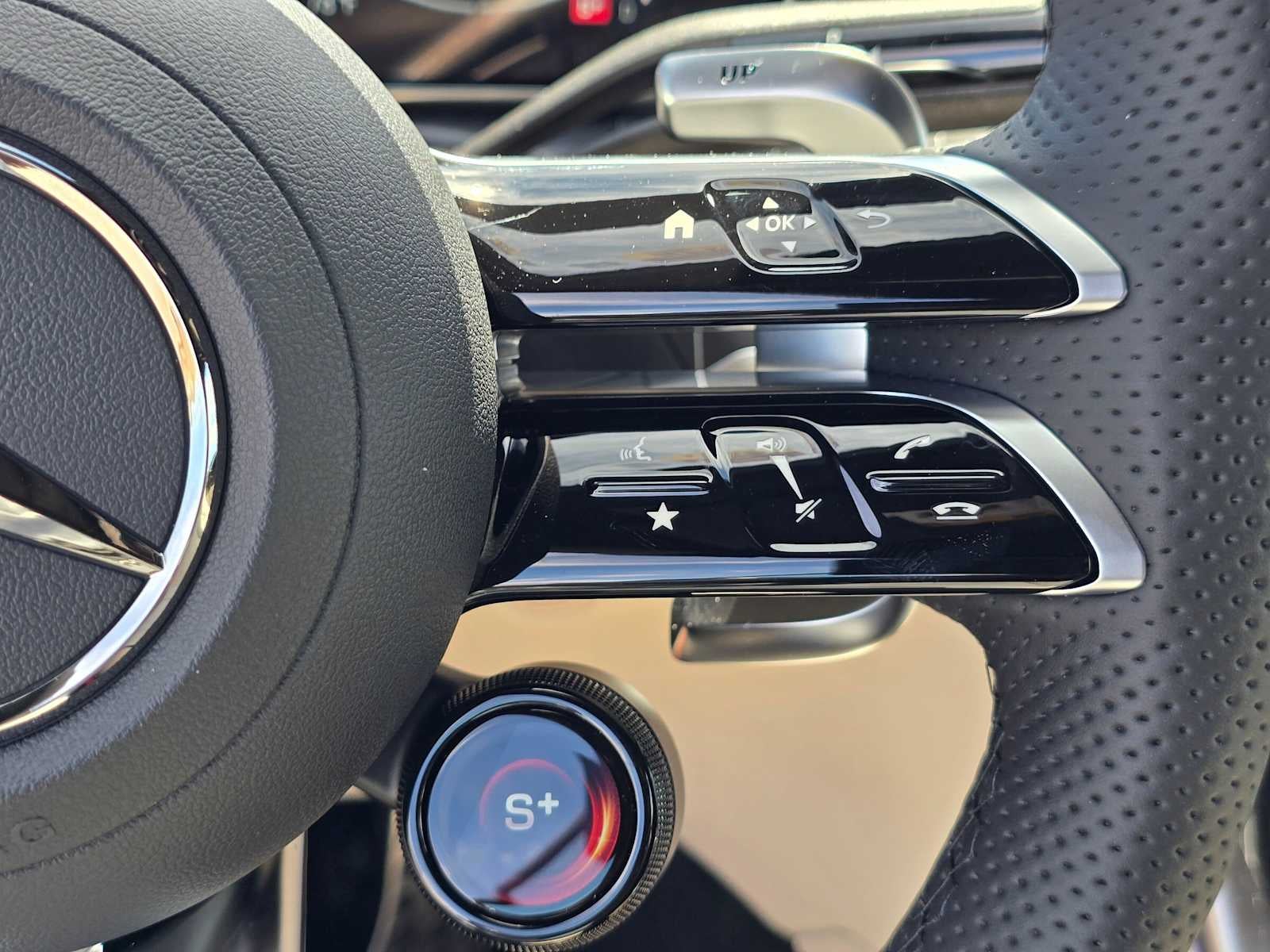 2027 Mercedes-Benz AMG® CLE 53 4MATIC®+ Cabriolet