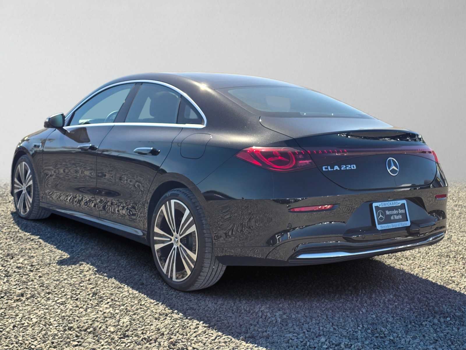 2027 Mercedes-Benz CLA 220 Hybrid FWD