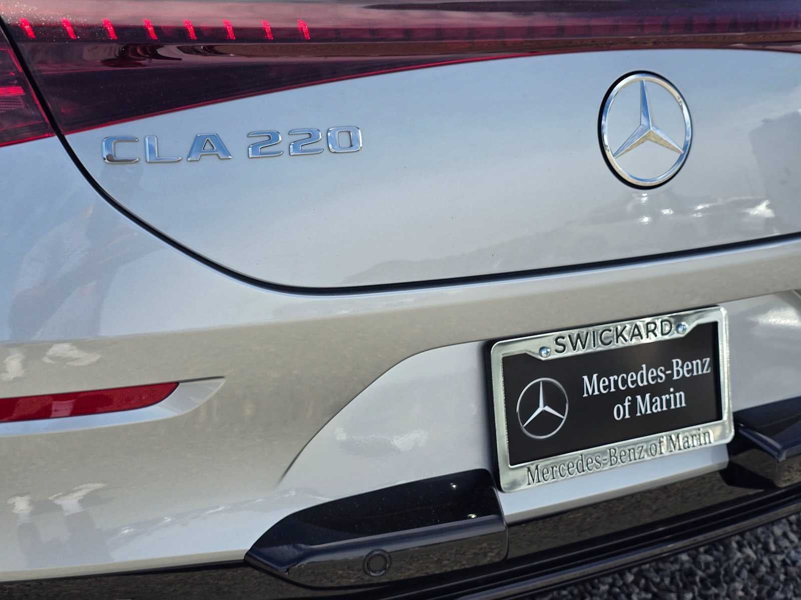 2027 Mercedes-Benz CLA 220 Hybrid FWD