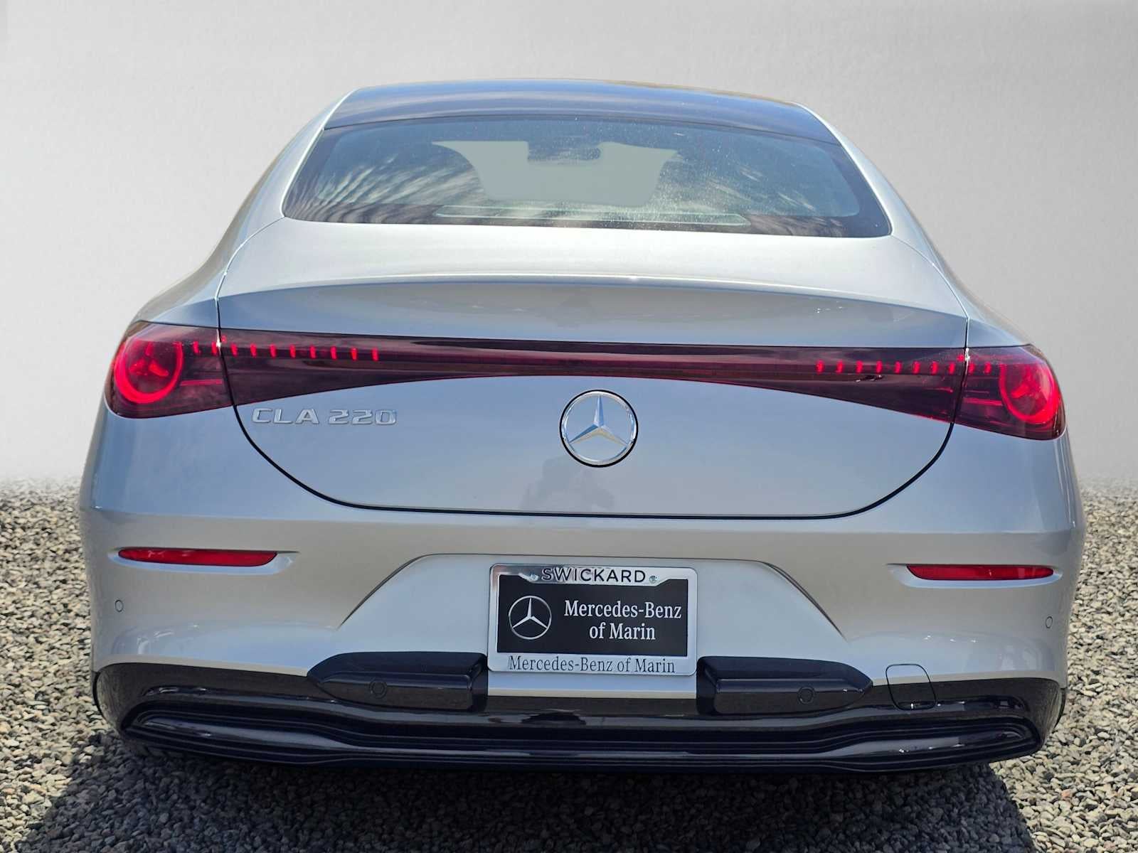 2027 Mercedes-Benz CLA 220 Hybrid FWD