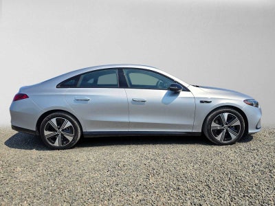 2027 Mercedes-Benz CLA 220 Hybrid FWD