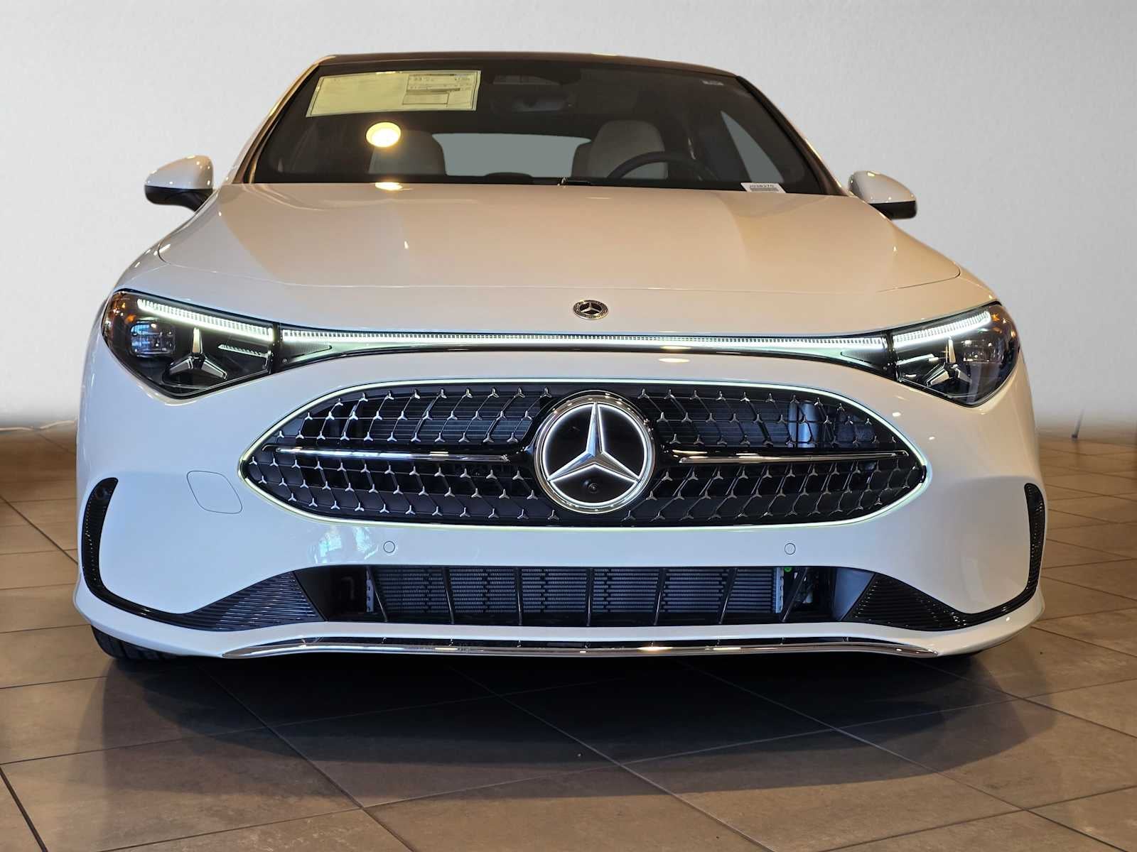 2027 Mercedes-Benz CLA 220 Hybrid FWD