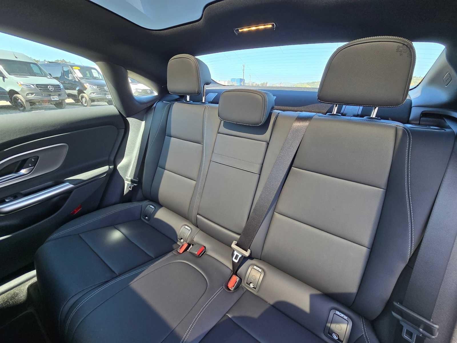 2027 Mercedes-Benz CLA 220 Hybrid FWD