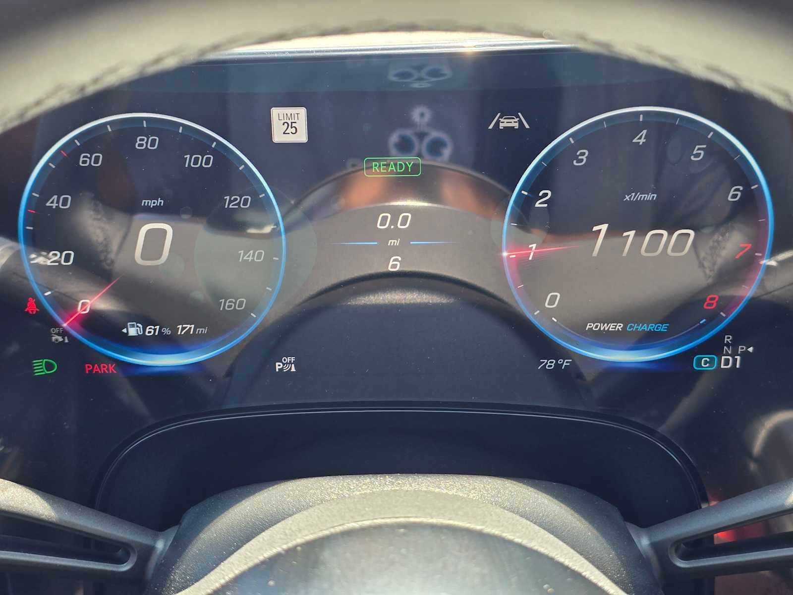 2027 Mercedes-Benz CLA 220 Hybrid FWD