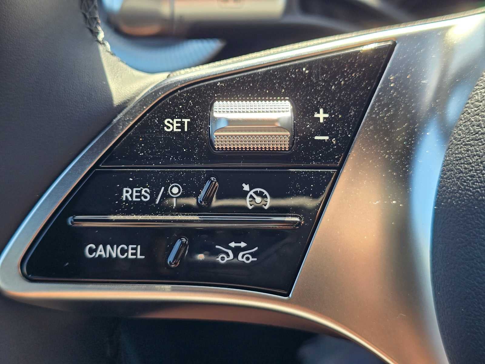 2027 Mercedes-Benz CLA 220 Hybrid FWD
