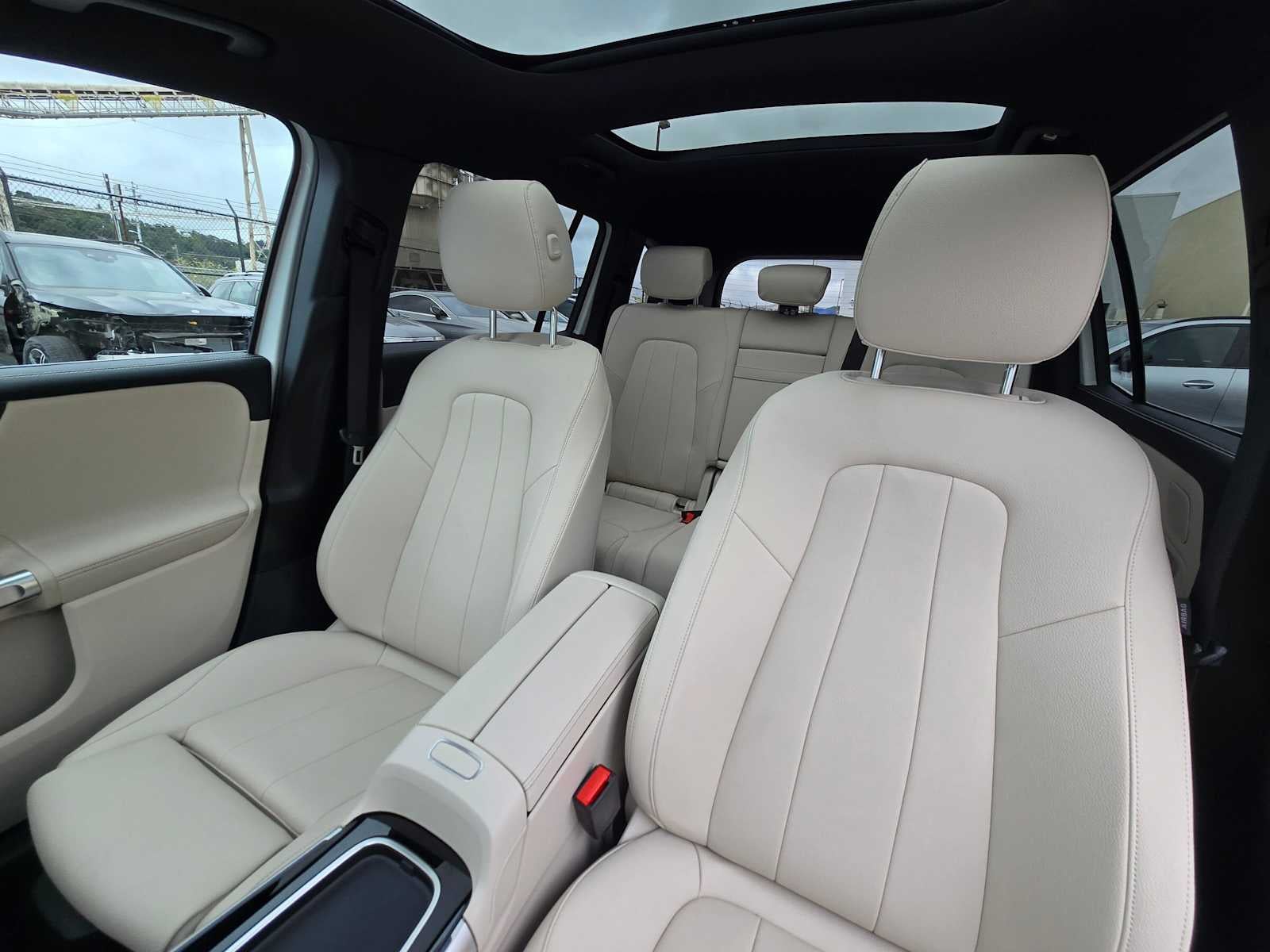 2026 Mercedes-Benz GLB 250 SUV