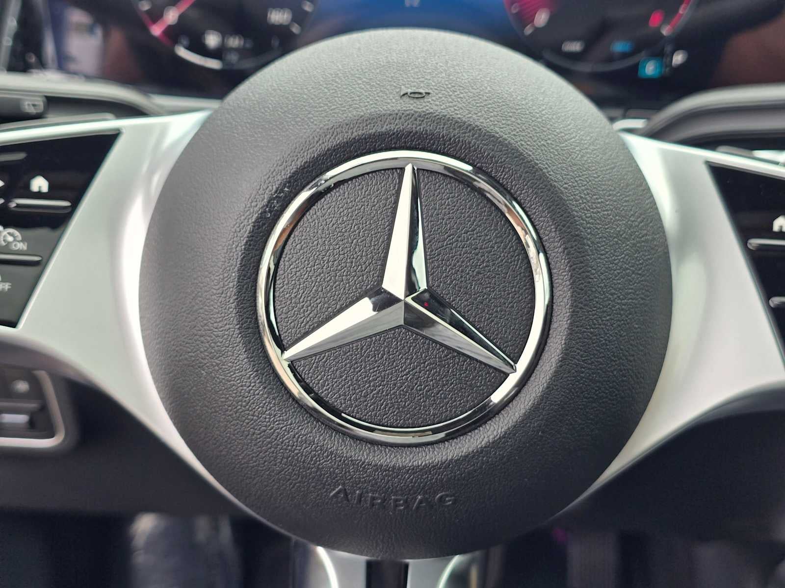 2026 Mercedes-Benz GLB 250 SUV