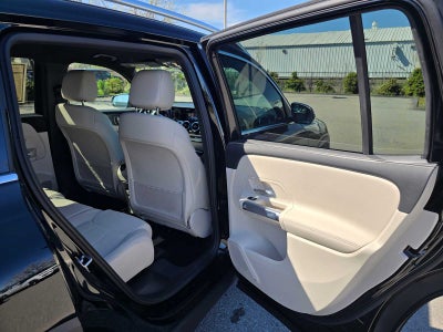 2026 Mercedes-Benz GLB 250 SUV