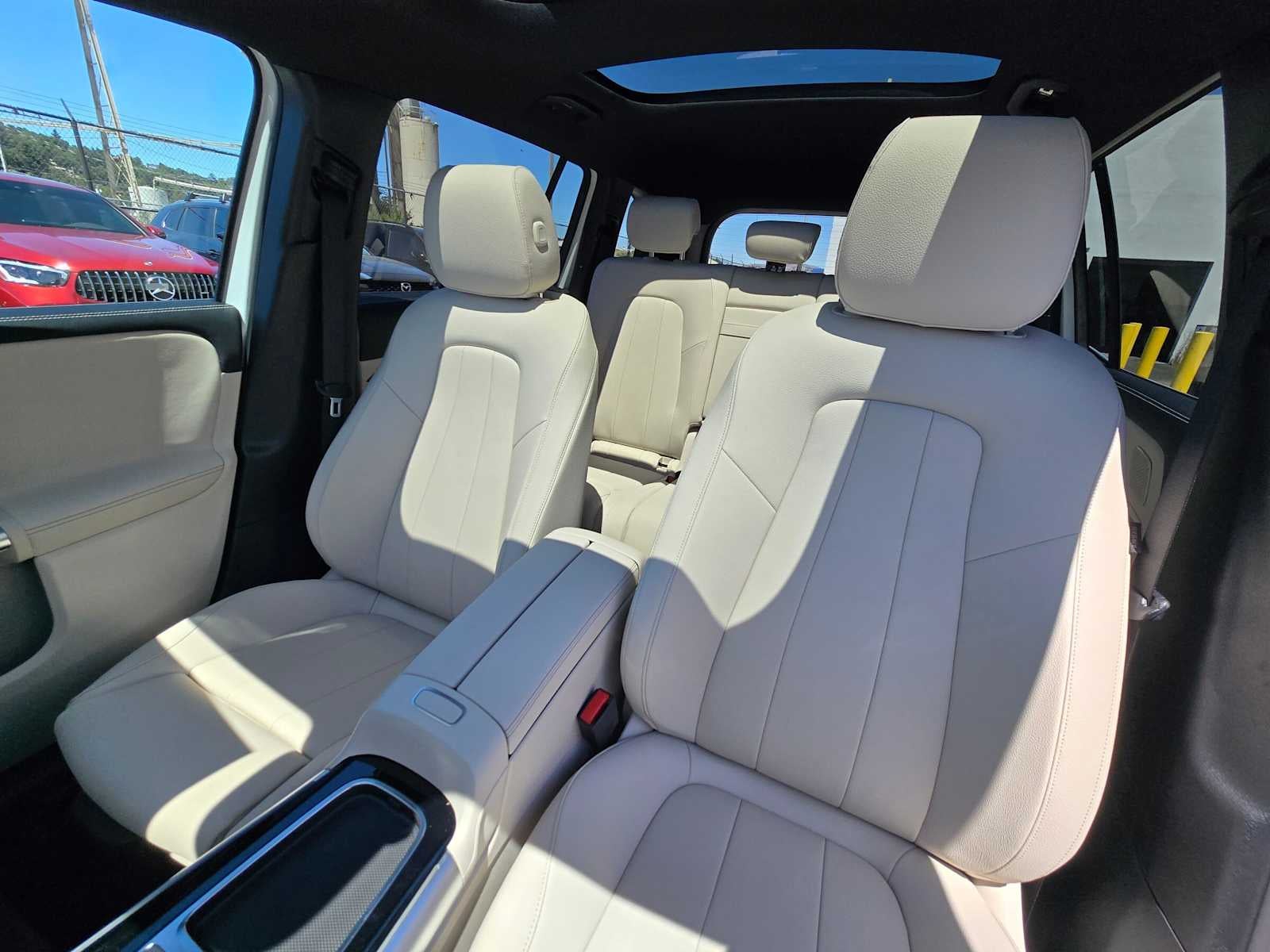 2026 Mercedes-Benz GLB 250 SUV