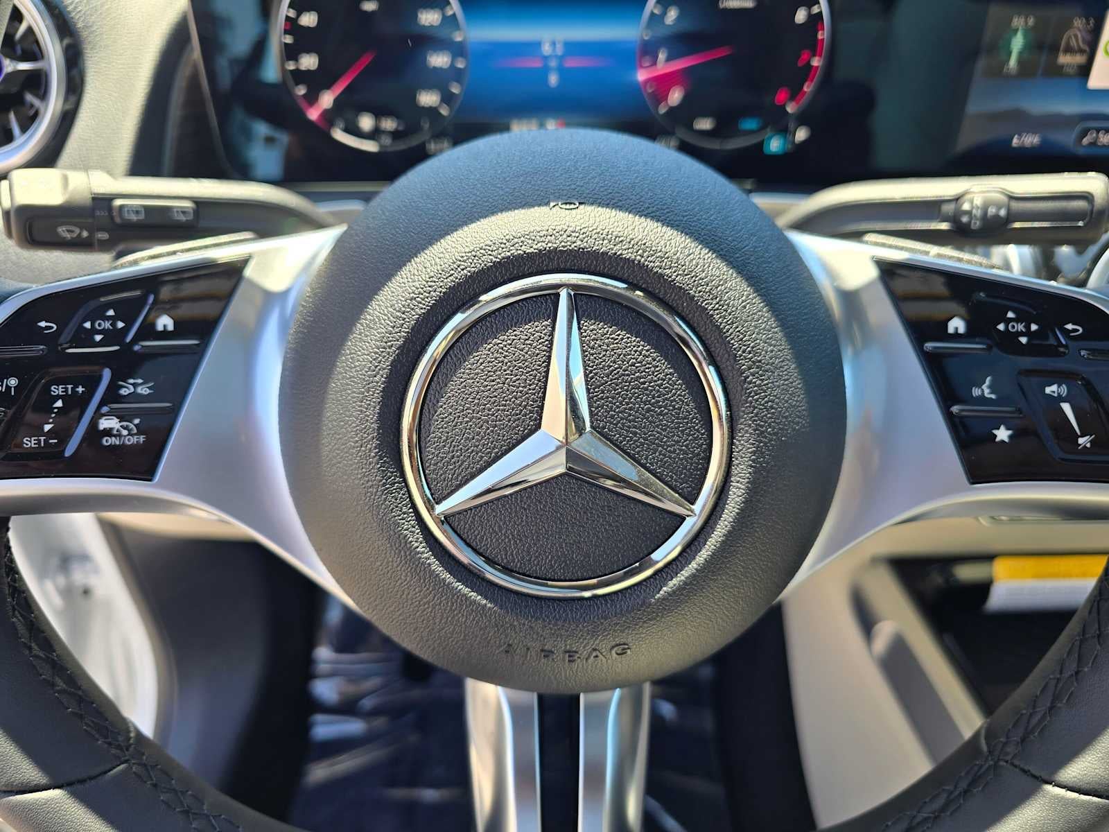 2026 Mercedes-Benz GLB 250 SUV