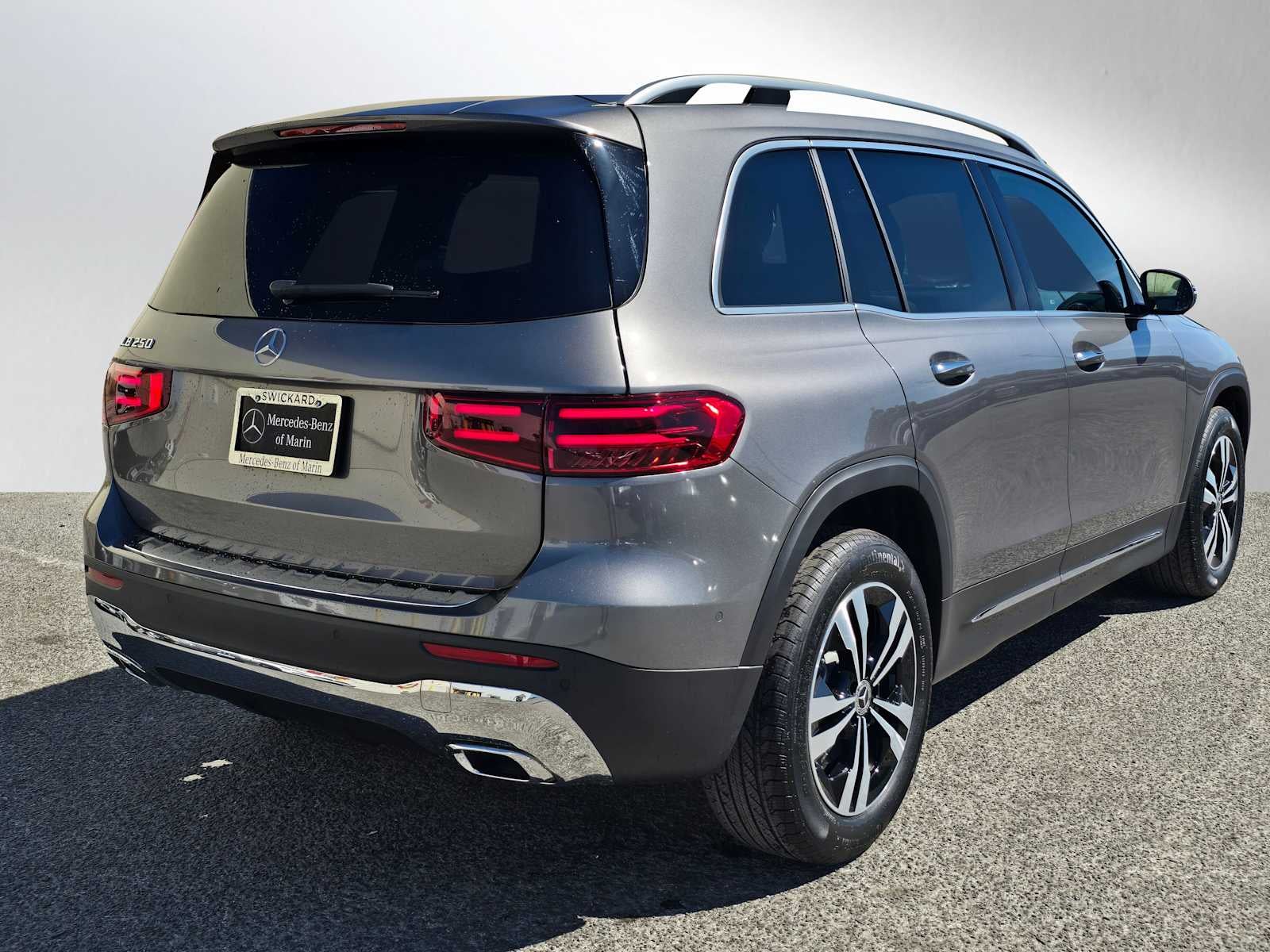 2026 Mercedes-Benz GLB 250 SUV