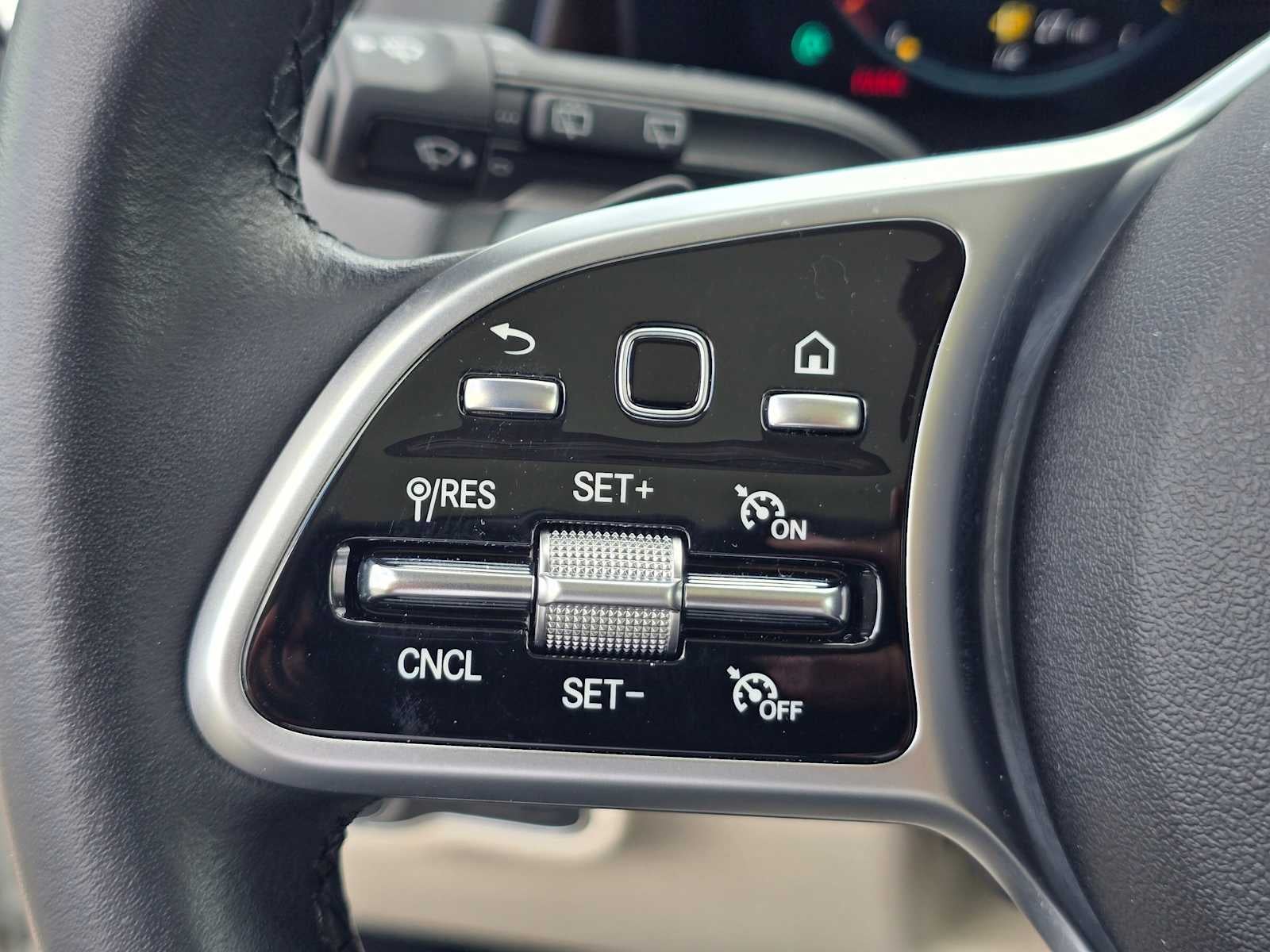 2023 Mercedes-Benz GLB 250 4MATIC® SUV