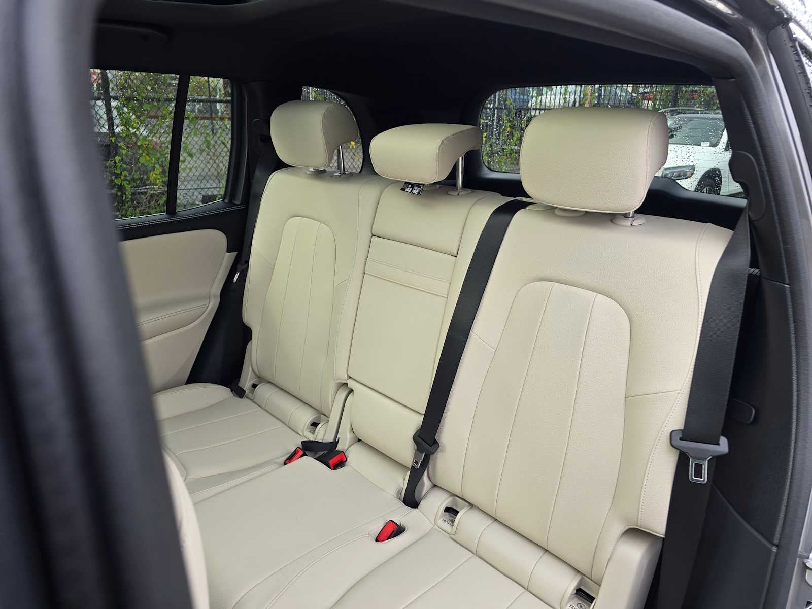 2025 Mercedes-Benz GLB GLB 250