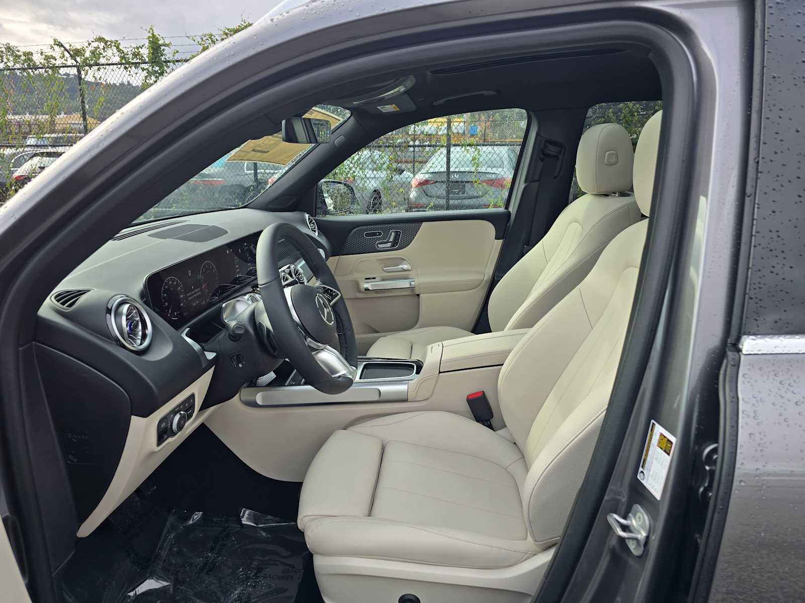 2025 Mercedes-Benz GLB GLB 250