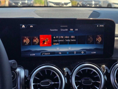 2026 Mercedes-Benz GLB 250 4MATIC® SUV