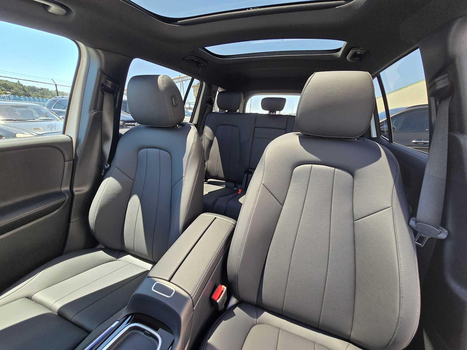 2026 Mercedes-Benz GLB 250 4MATIC® SUV