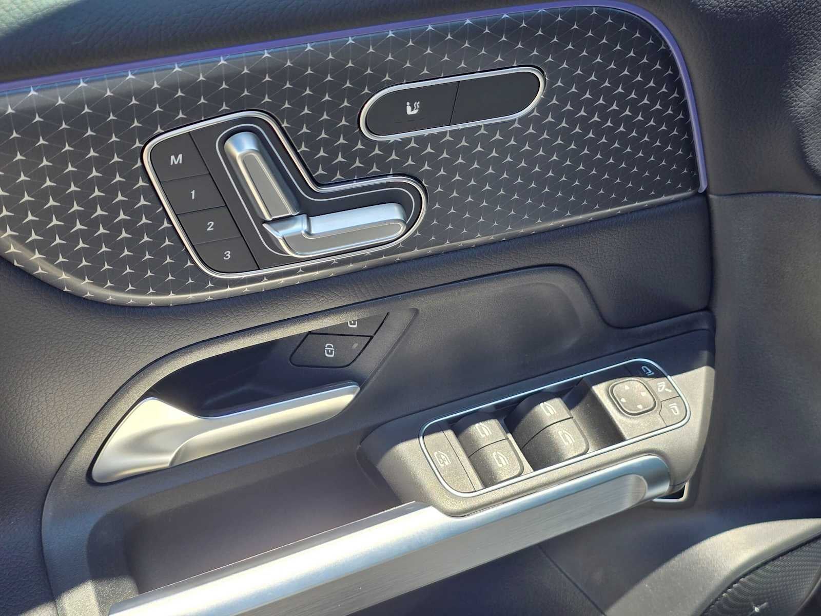 2026 Mercedes-Benz GLB 250 4MATIC® SUV