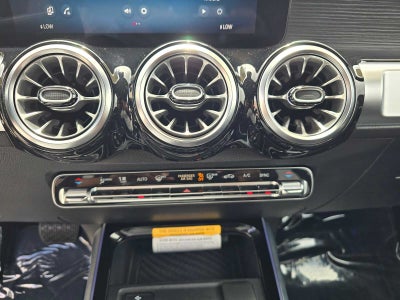 2026 Mercedes-Benz GLB 250 4MATIC® SUV