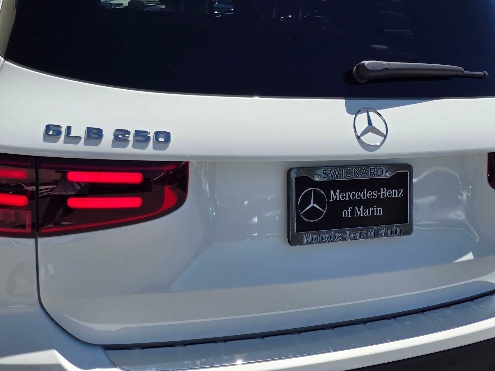 2026 Mercedes-Benz GLB 250 4MATIC® SUV