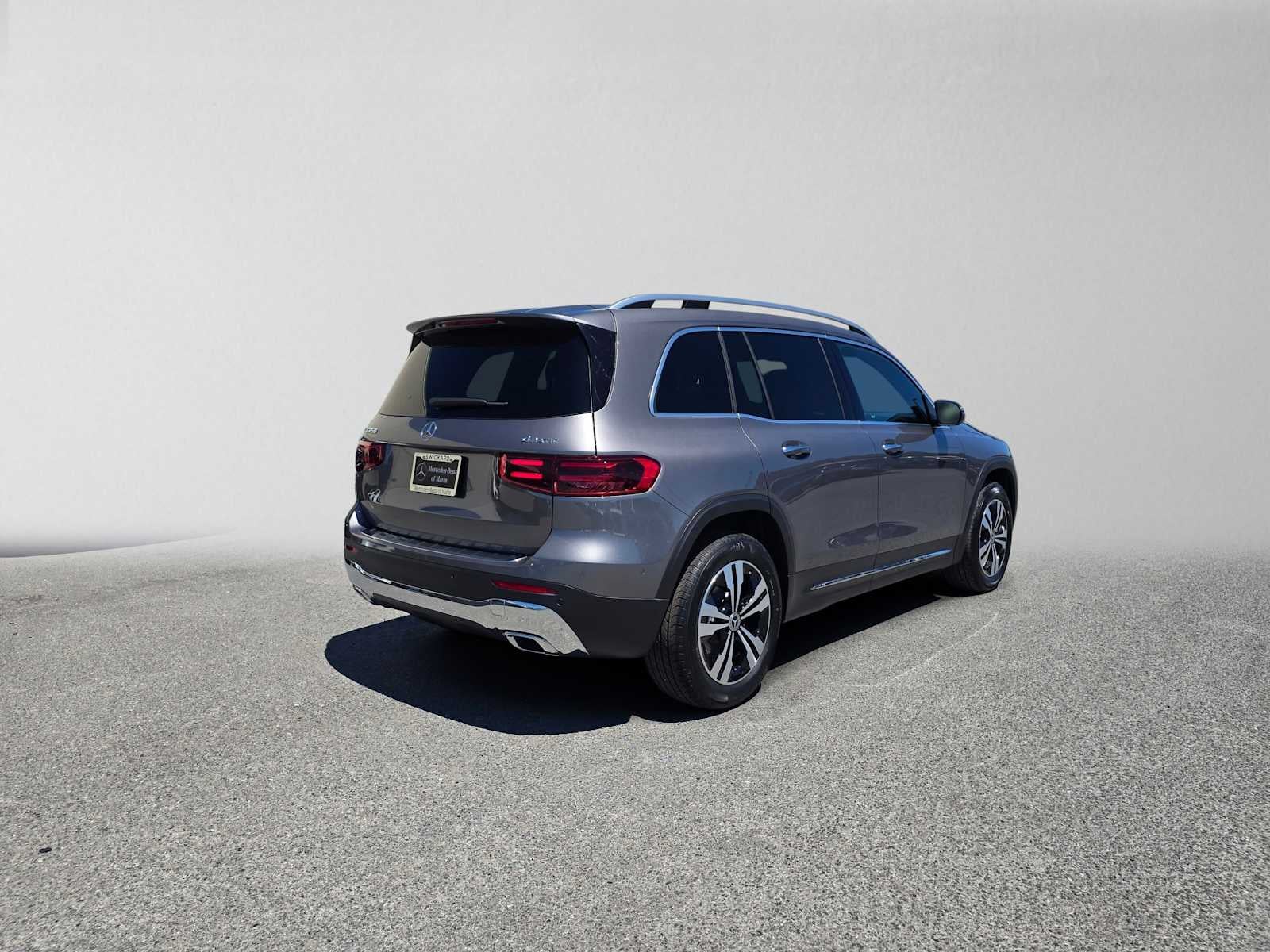 2026 Mercedes-Benz GLB 250 4MATIC® SUV