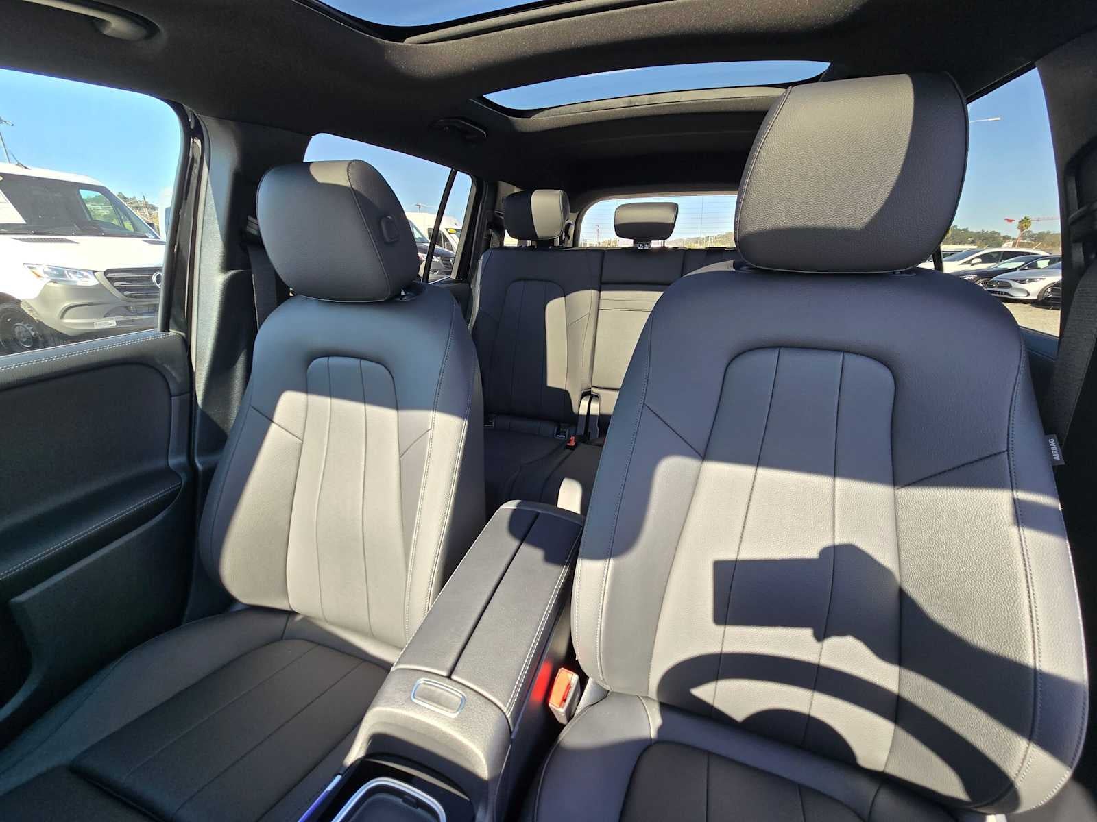 2026 Mercedes-Benz GLB 250 4MATIC® SUV
