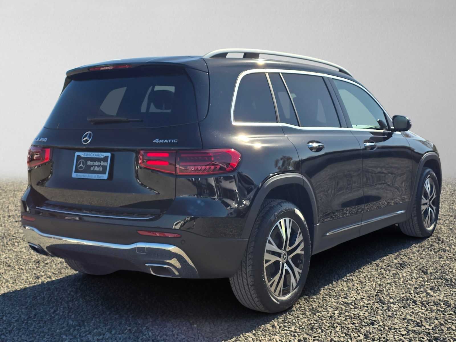 2026 Mercedes-Benz GLB 250 4MATIC® SUV