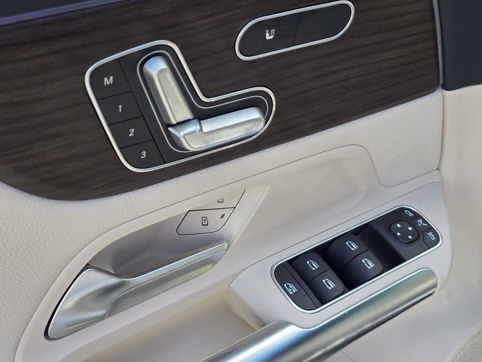 2026 Mercedes-Benz GLA 250 4MATIC® SUV