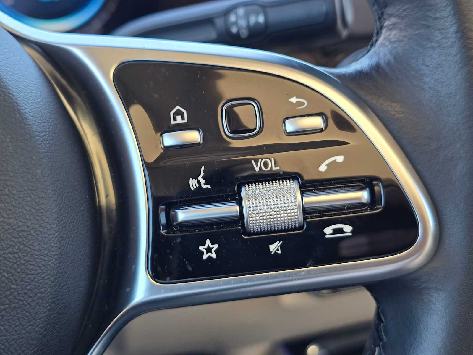 2023 Mercedes-Benz EQB 250+ SUV