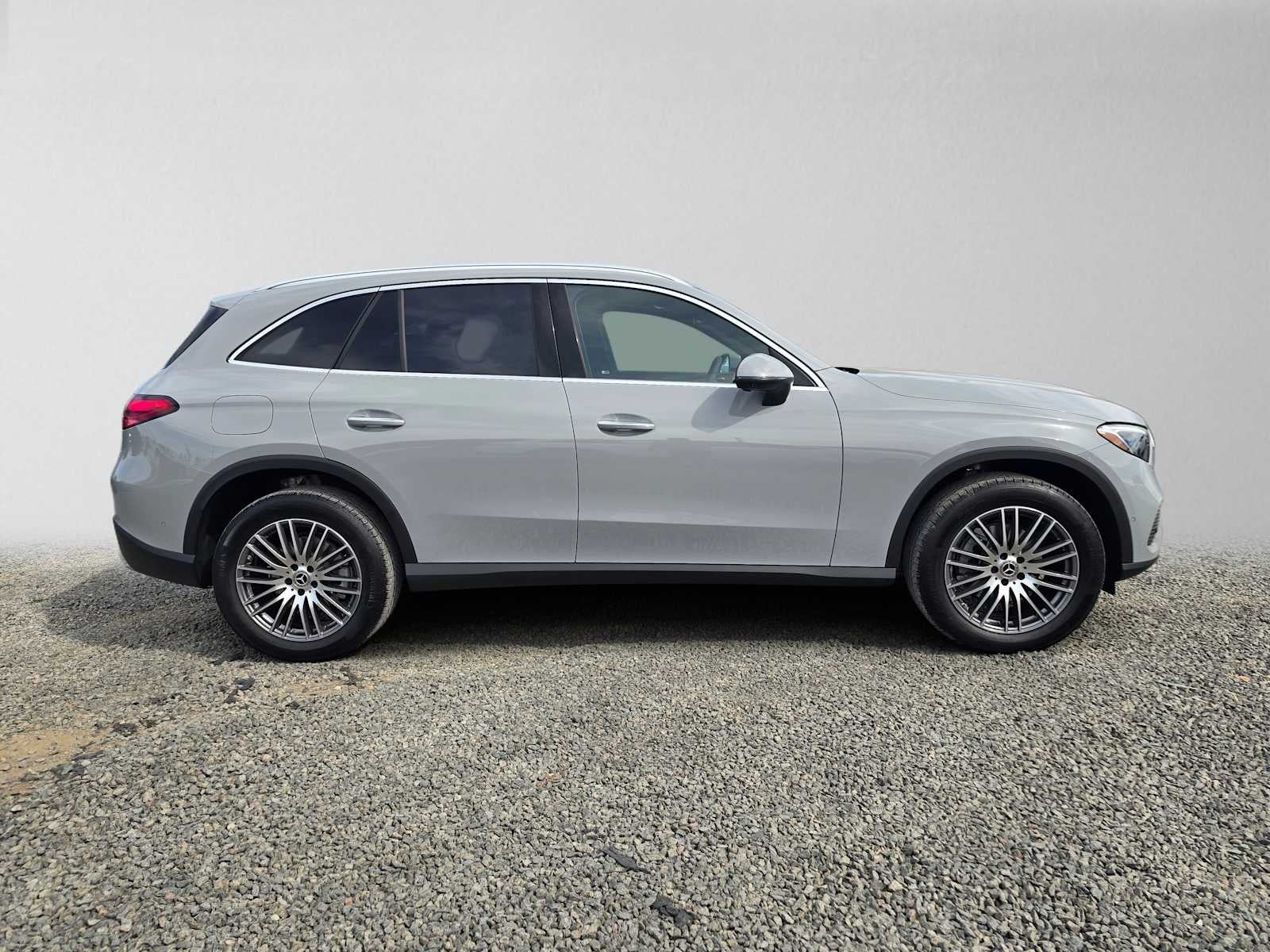 2027 Mercedes-Benz GLC 300 SUV