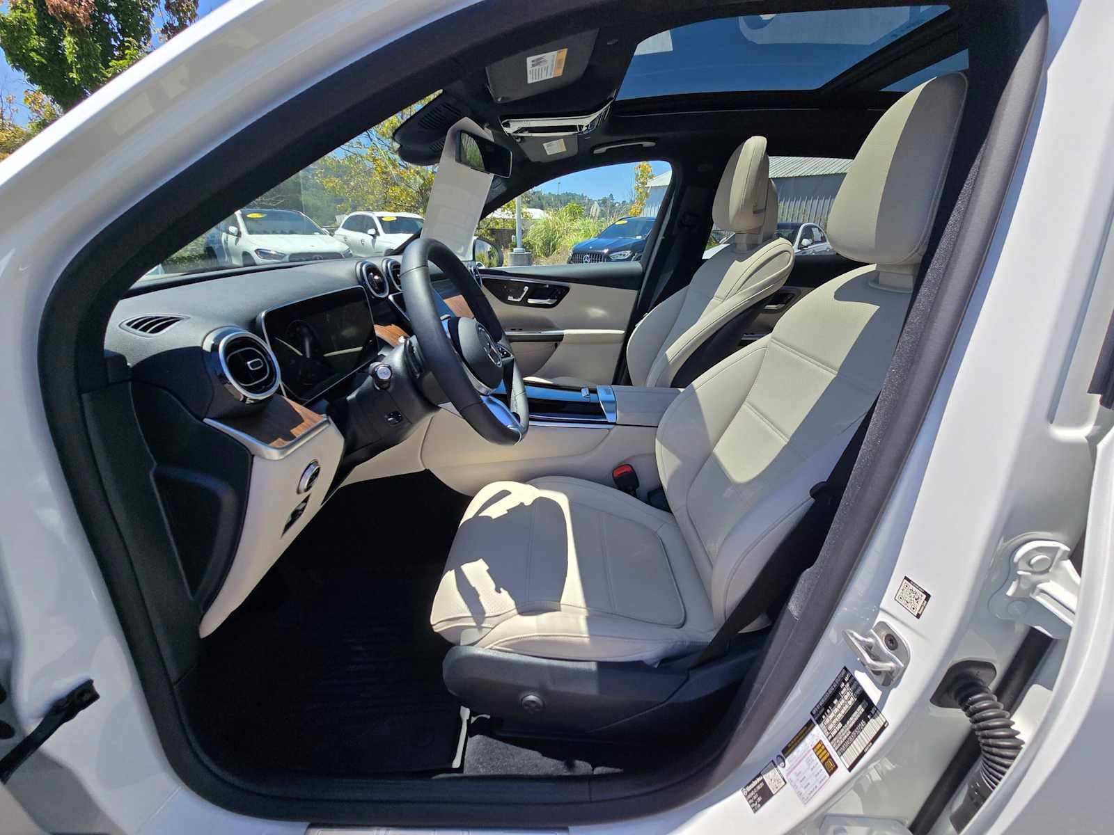 2026 Mercedes-Benz GLC 300 SUV
