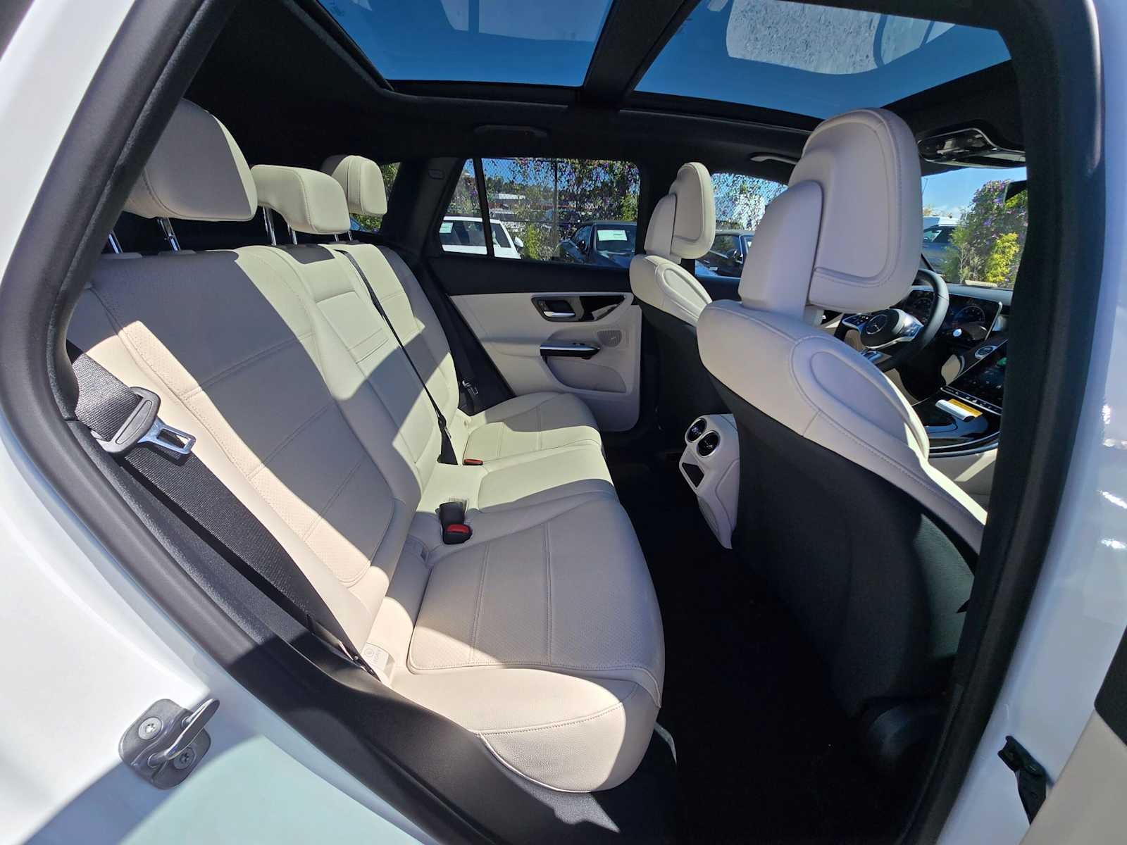 2027 Mercedes-Benz GLC 300 SUV