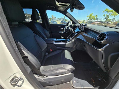 2025 Mercedes-Benz GLC 300 SUV