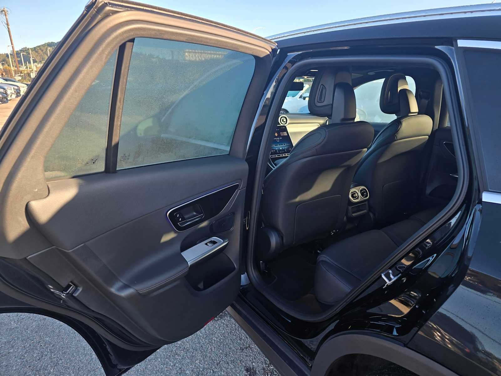 2026 Mercedes-Benz GLC 300 SUV