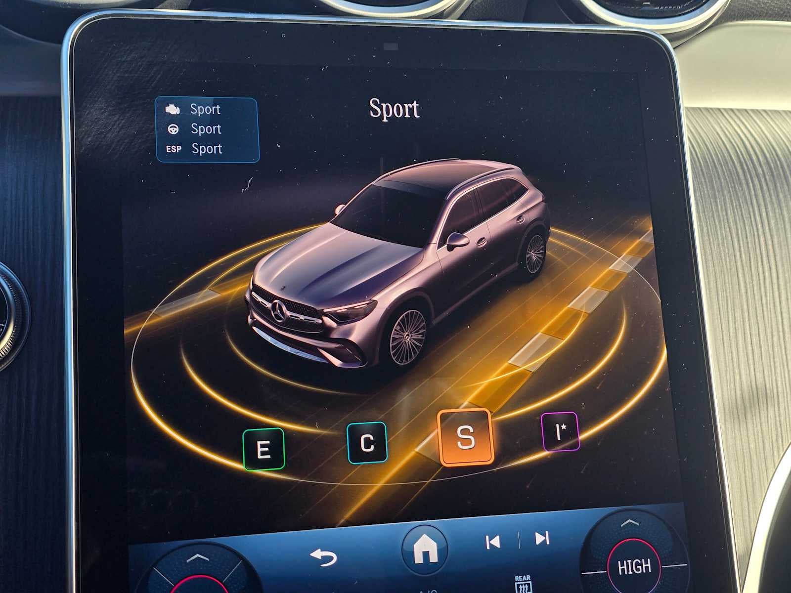 2026 Mercedes-Benz GLC 300 SUV