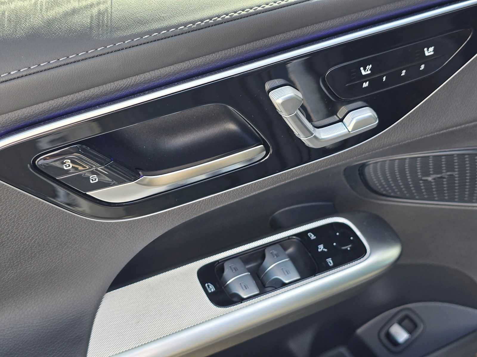 2026 Mercedes-Benz GLC 300 SUV