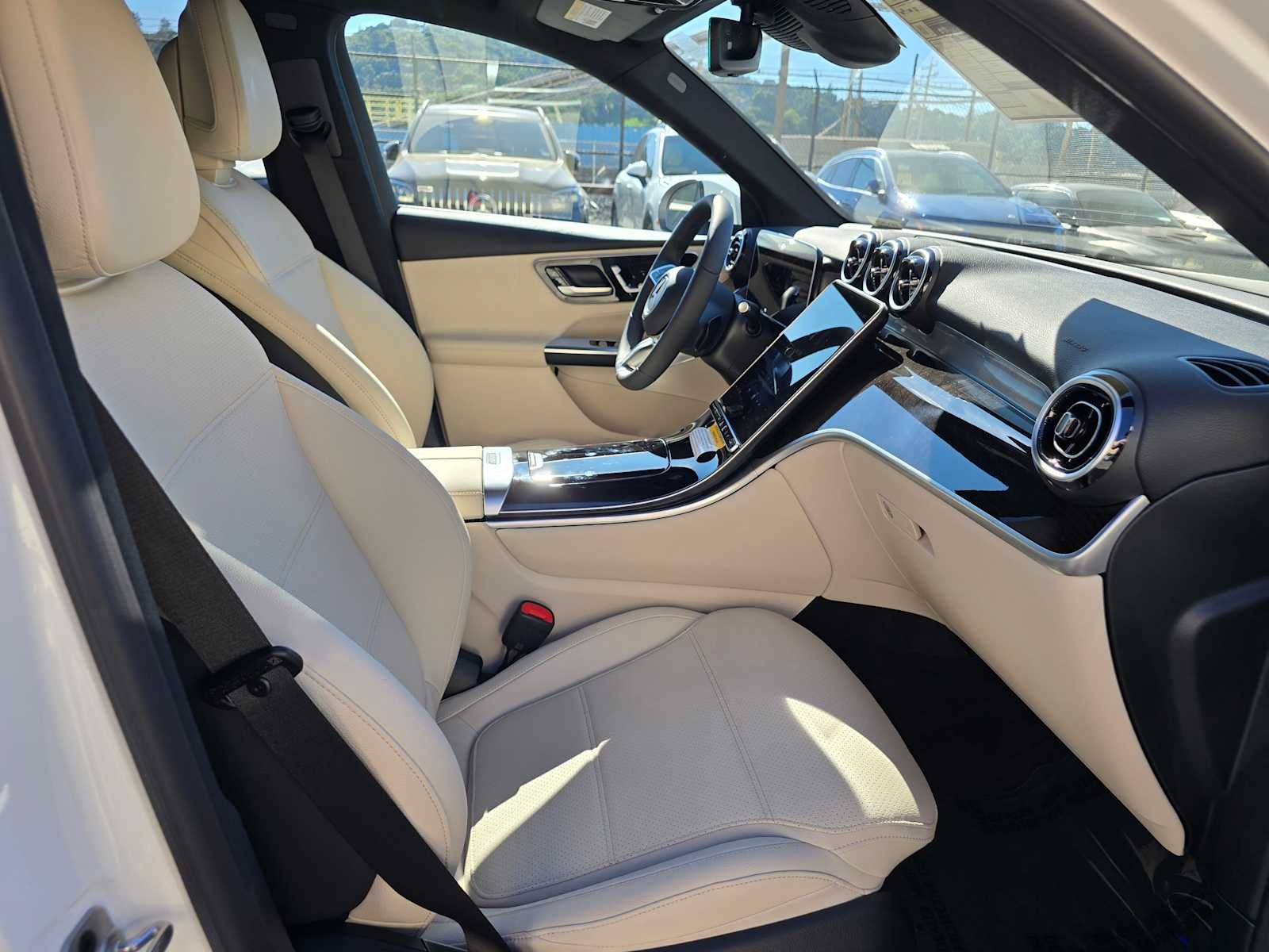 2026 Mercedes-Benz GLC 300 SUV