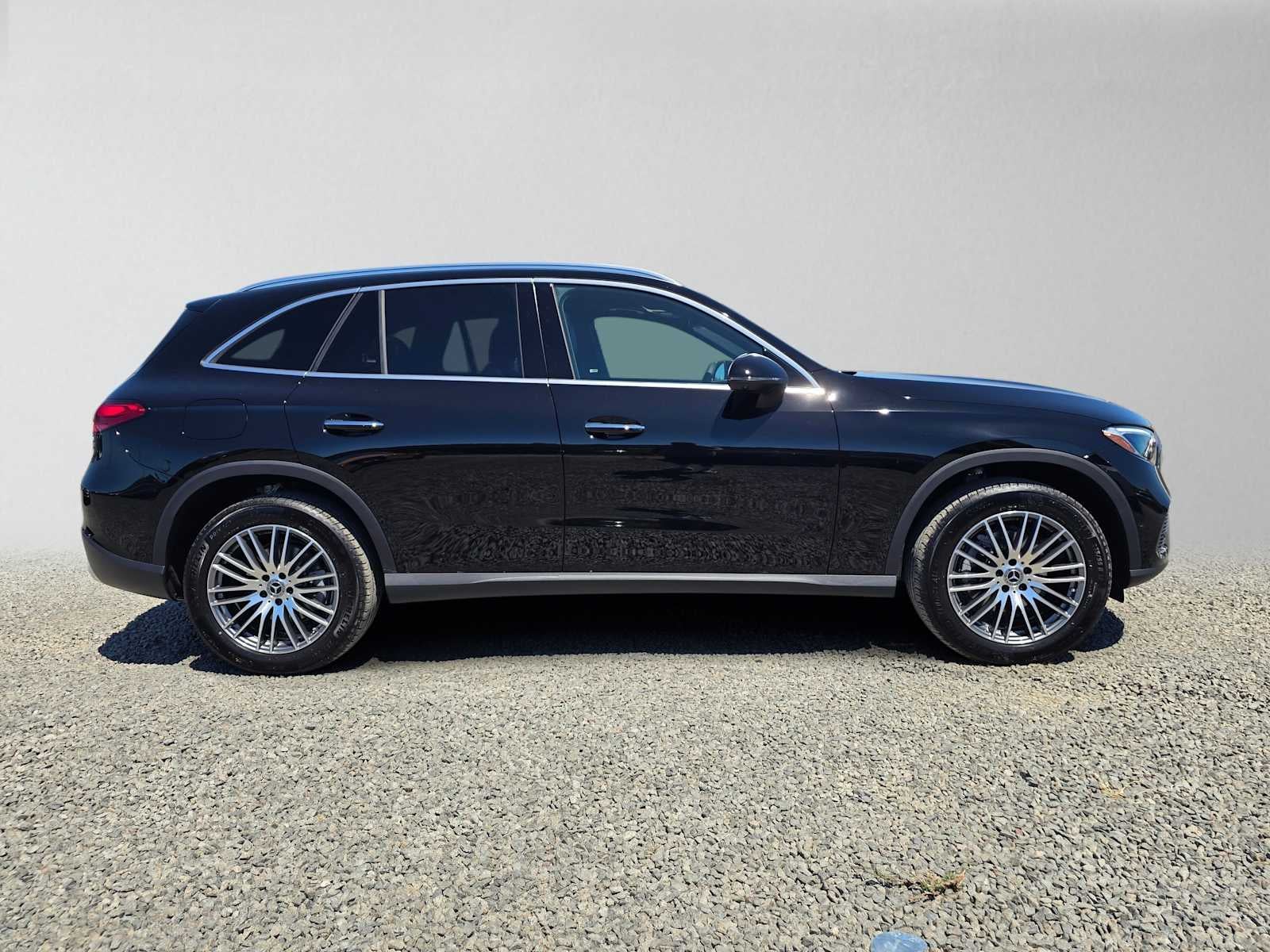 2027 Mercedes-Benz GLC 300 SUV