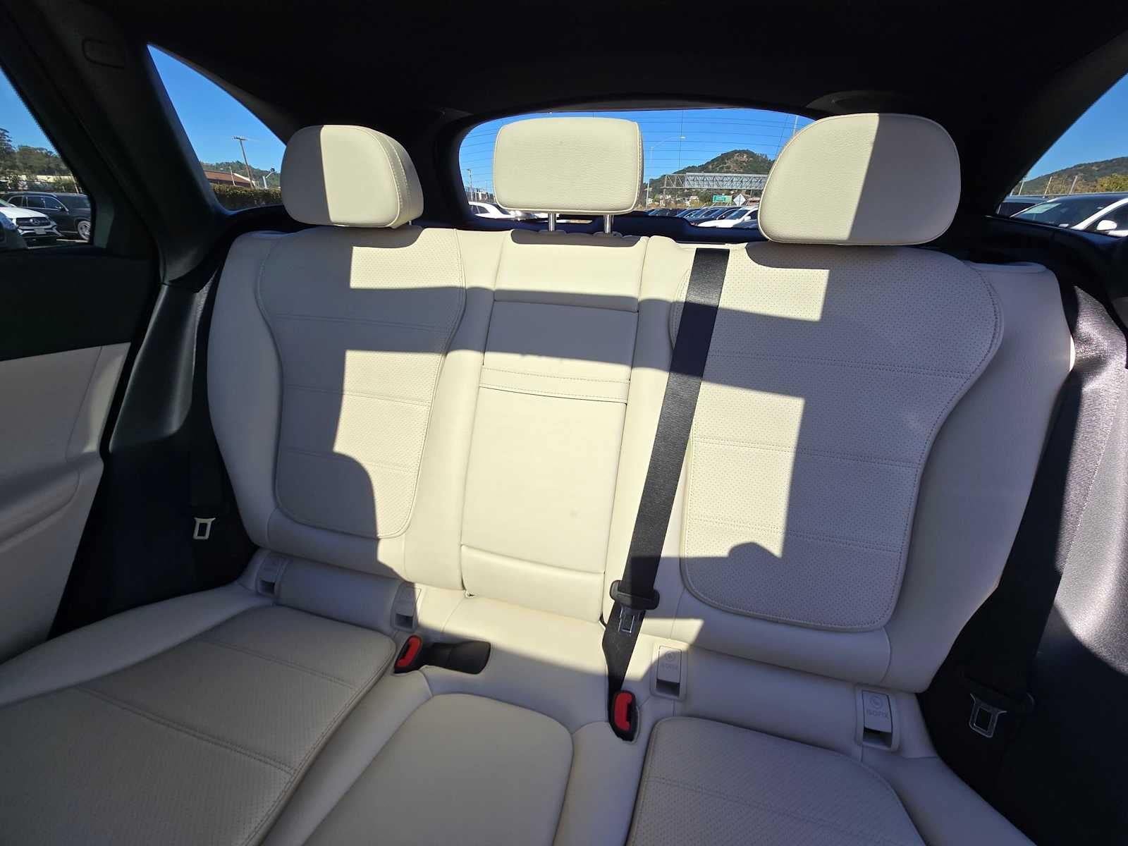 2027 Mercedes-Benz GLC 300 4MATIC® SUV