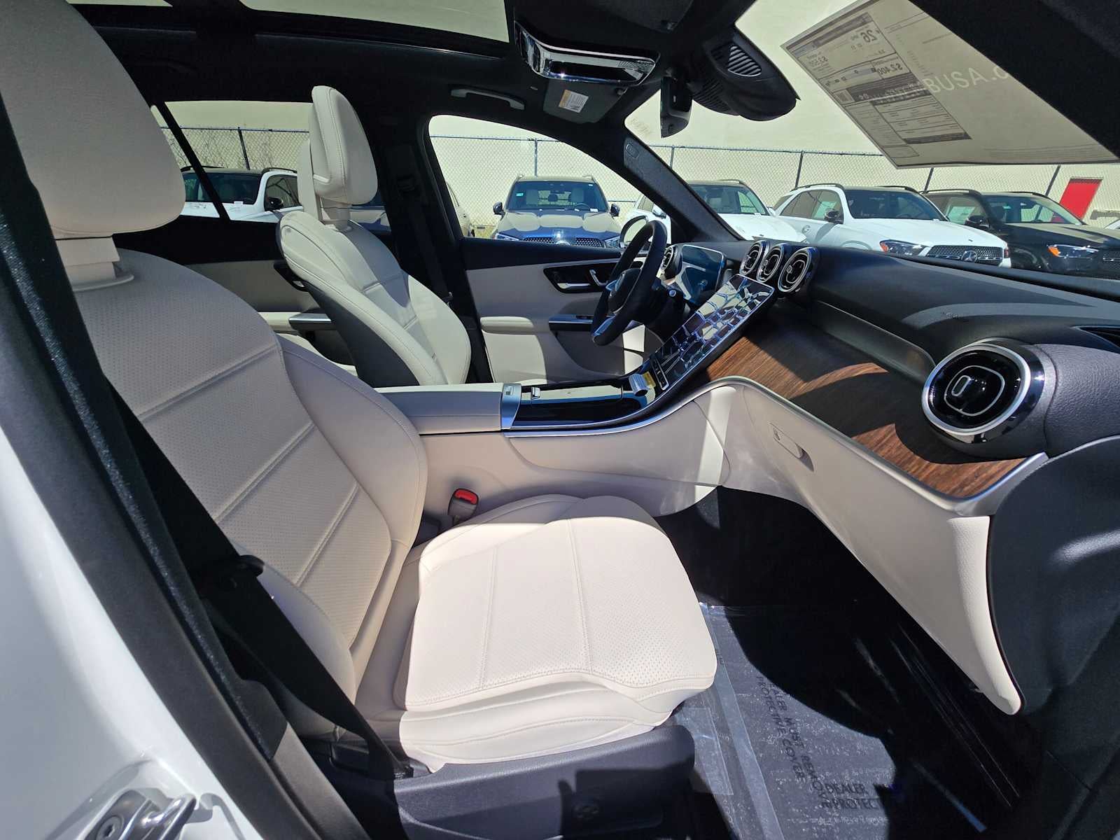 2026 Mercedes-Benz GLC 300 4MATIC® SUV