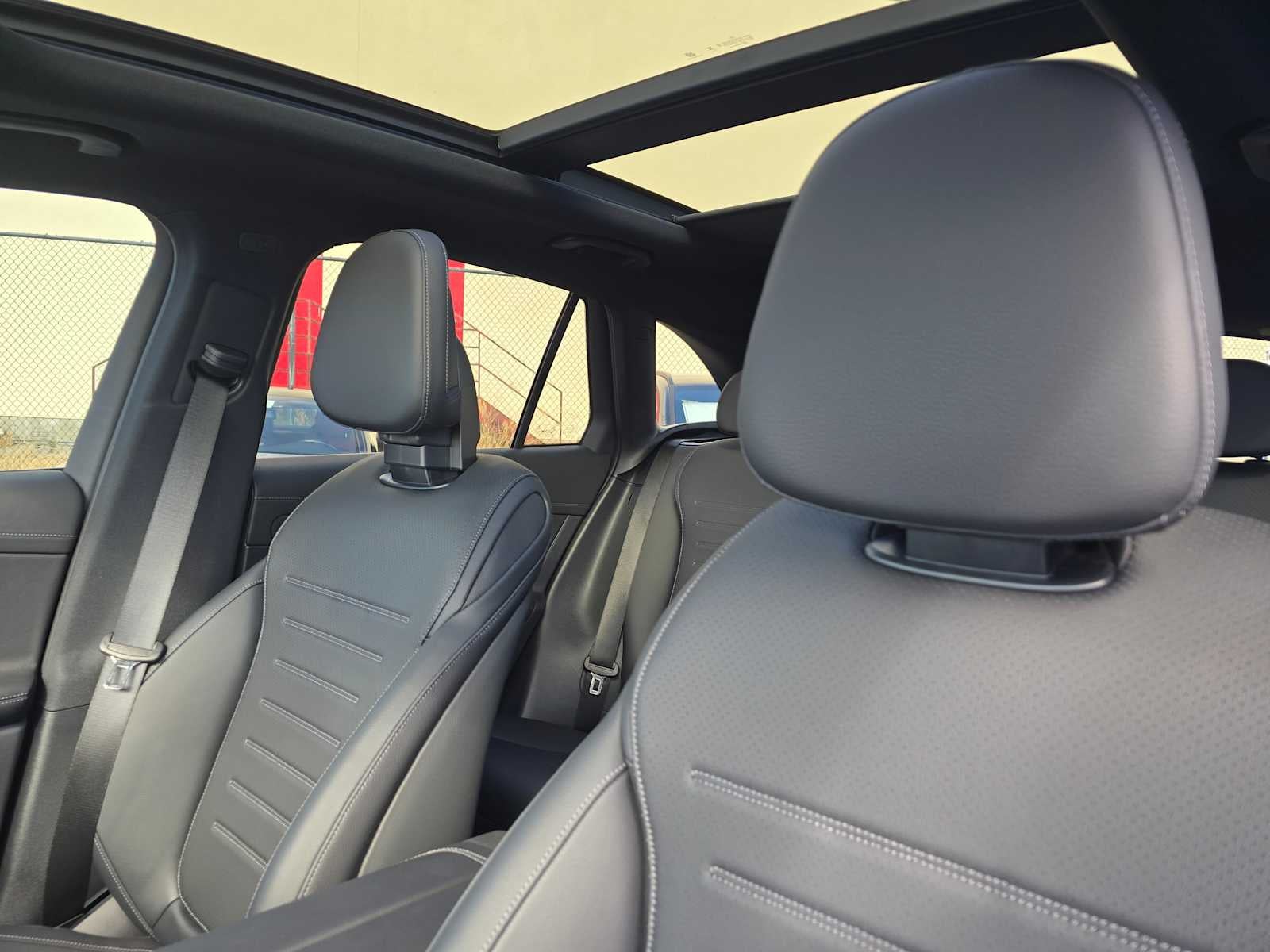 2024 Mercedes-Benz GLC GLC 300