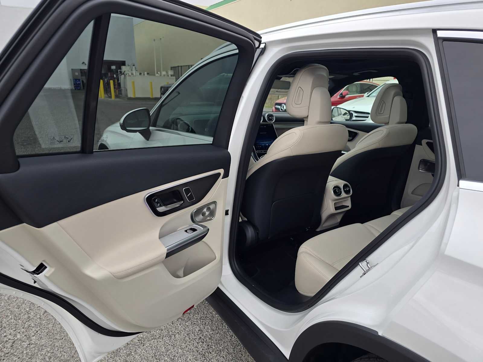 2026 Mercedes-Benz GLC GLC 300