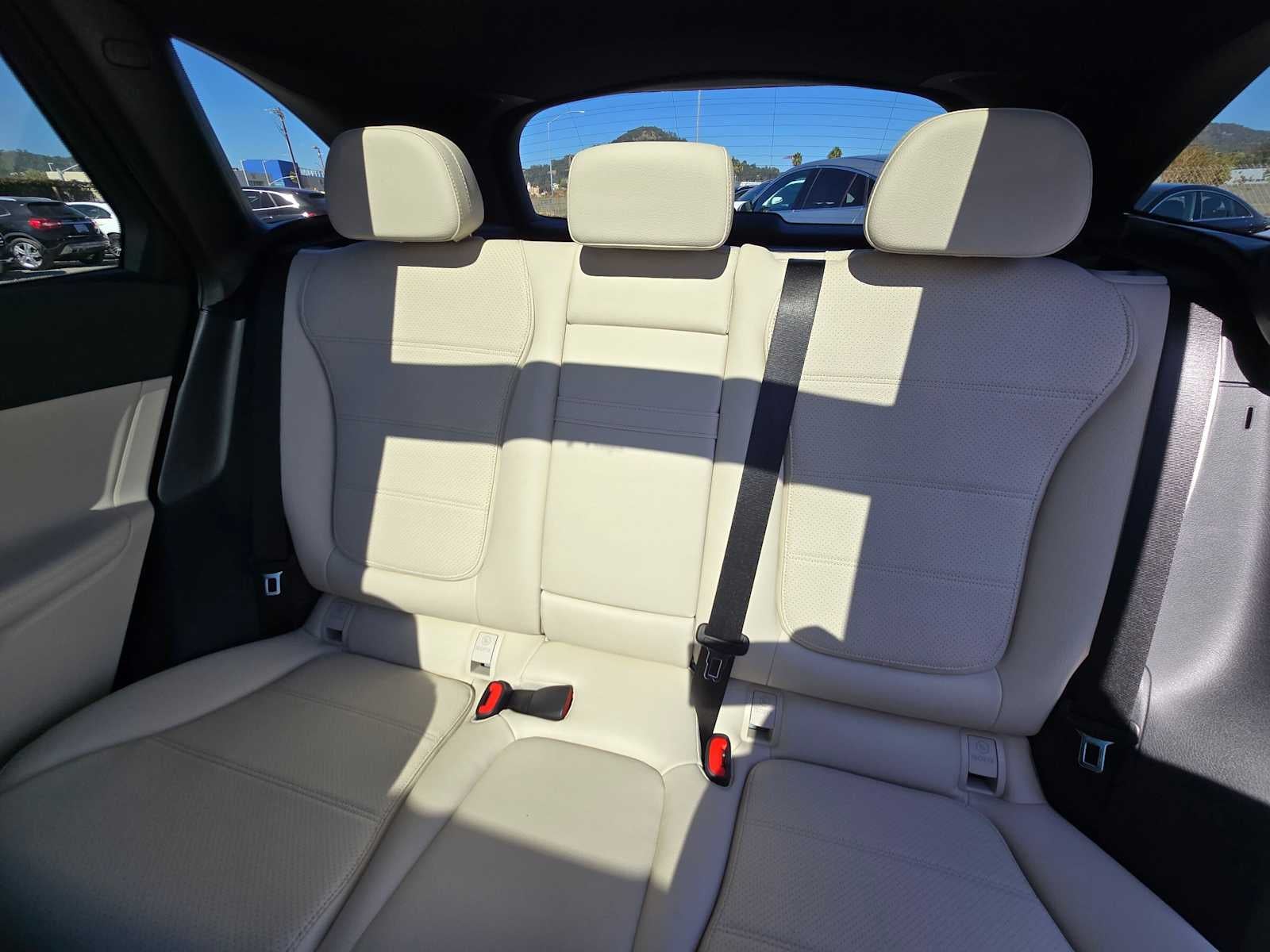 2027 Mercedes-Benz GLC 300 4MATIC® SUV