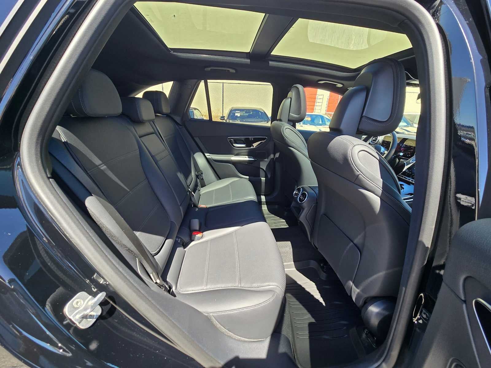 2026 Mercedes-Benz GLC 300 4MATIC® SUV