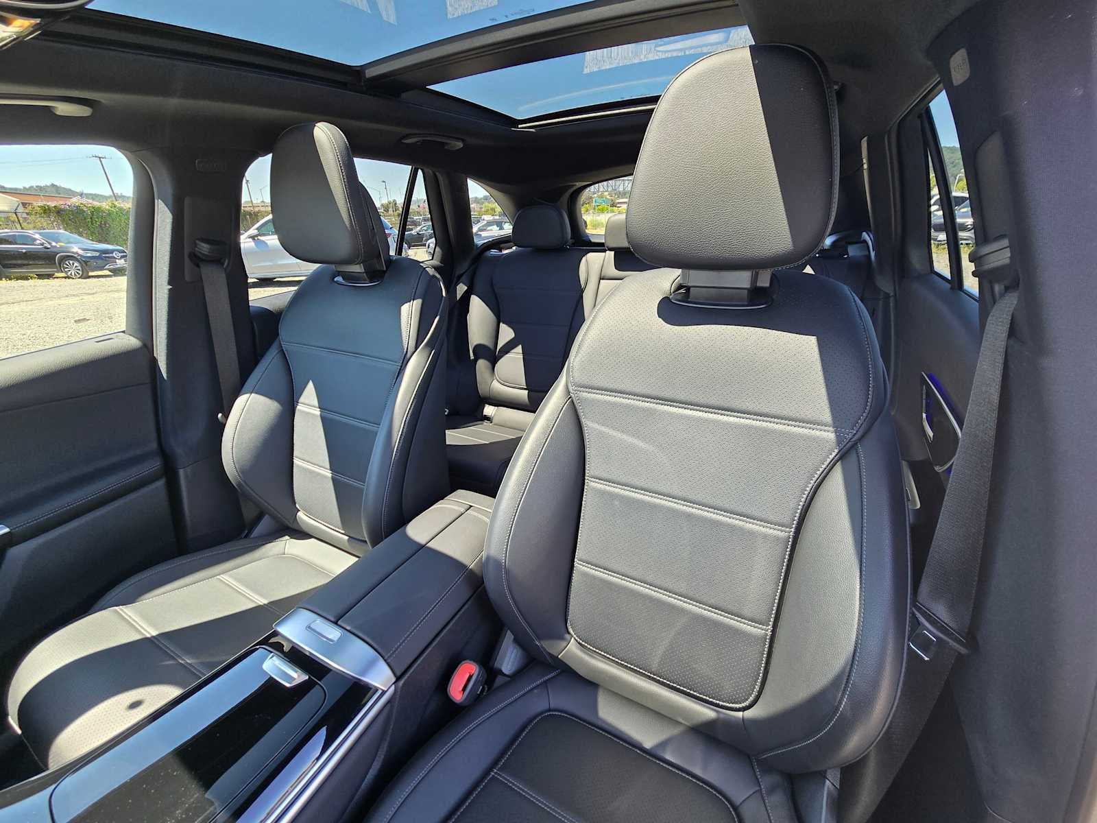 2026 Mercedes-Benz GLC 300 4MATIC® SUV