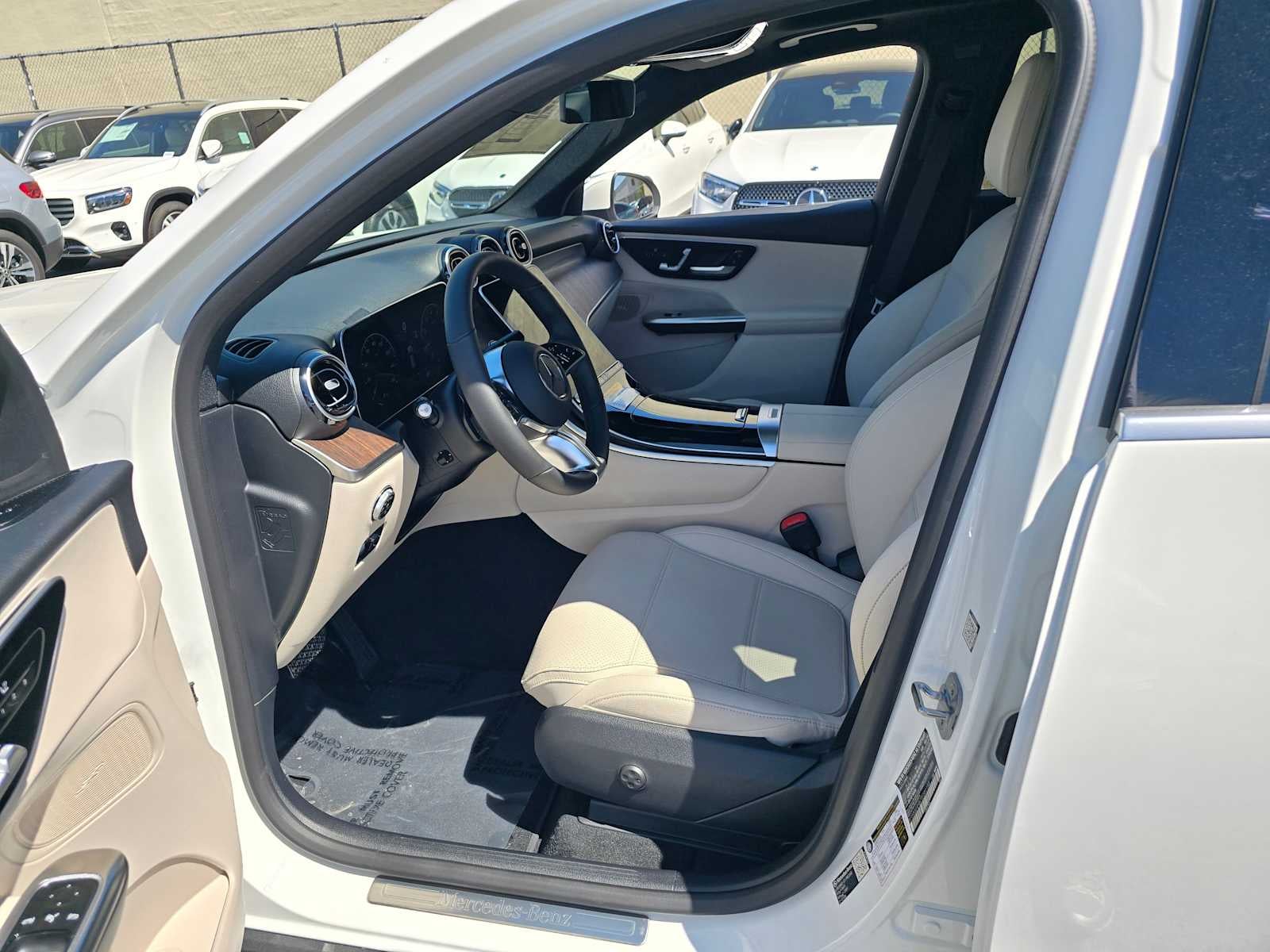 2026 Mercedes-Benz GLC 300 4MATIC® SUV