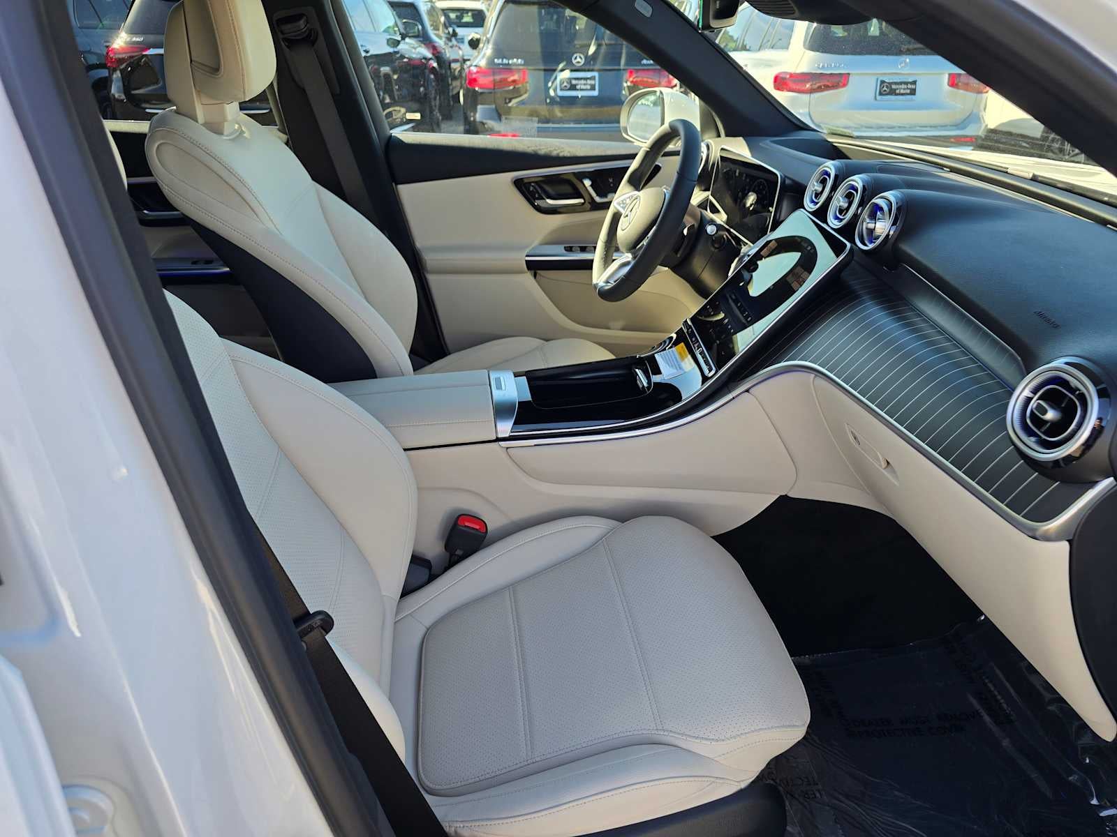 2026 Mercedes-Benz GLC GLC 300