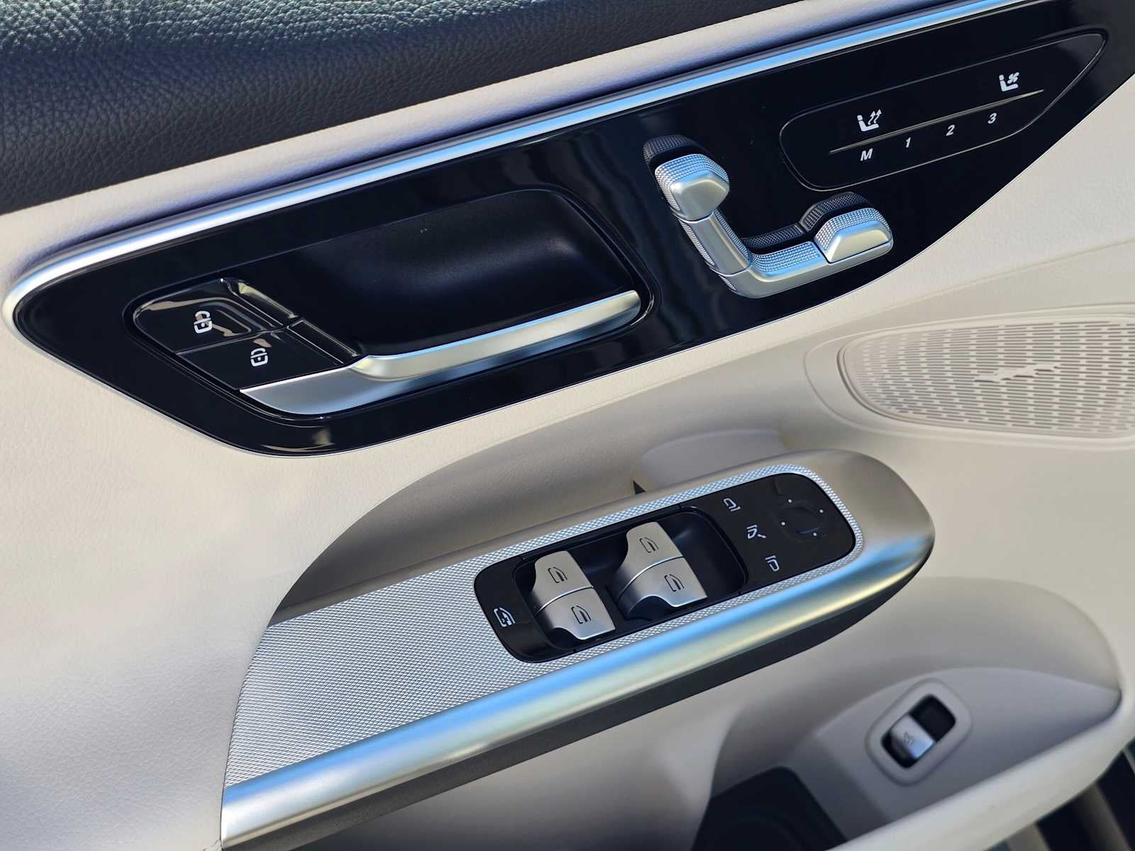 2027 Mercedes-Benz GLC 300 4MATIC® SUV